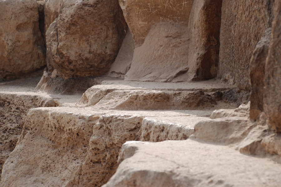 Detail an den „backing stones“ der Cheopspyramide